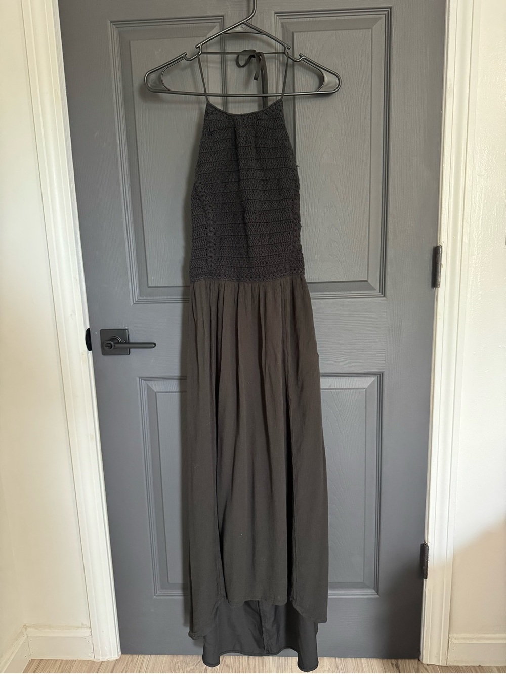 Hollister Black Crochet Halter Maxi Dress Size M - Picture 2 of 6